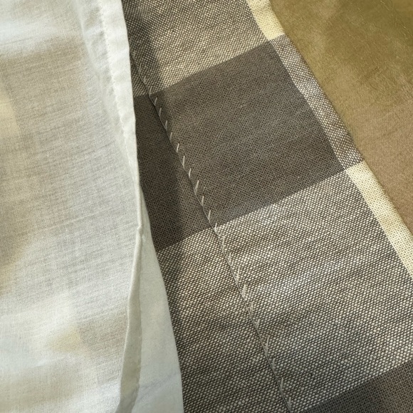 Ballard Designs Draperies-linen/cotton.  52” X 108”.  Exc. condition.  Set of 2. - Picture 3 of 8